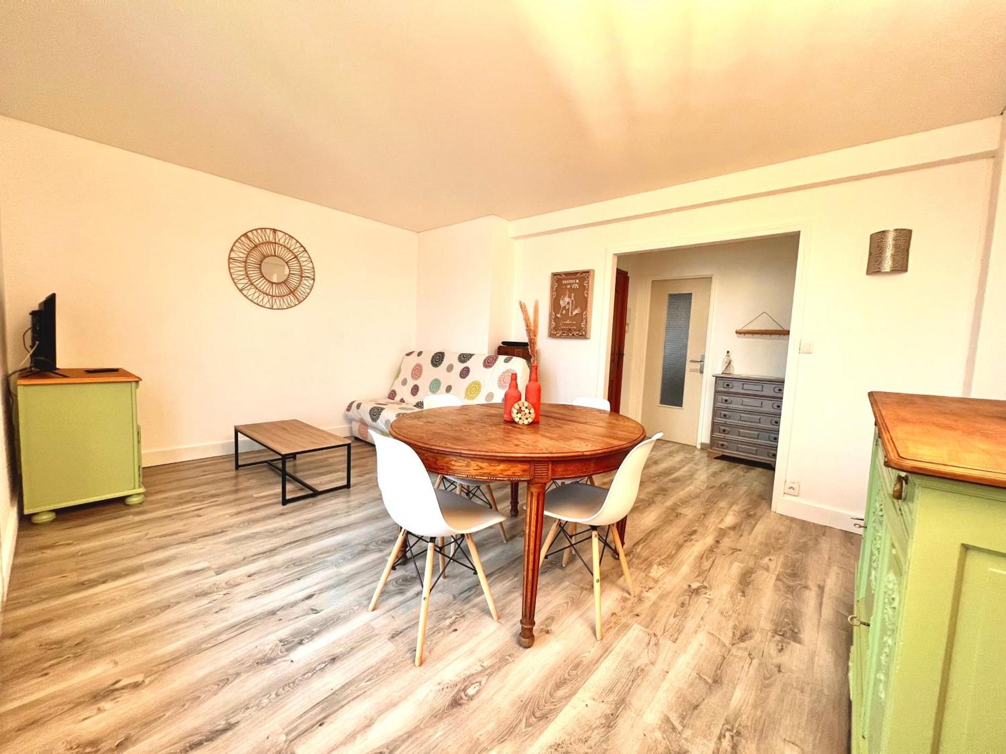 Appartement Proche Gare, 6 Voyageurs Et Stationnement Gratuit Ρενς Εξωτερικό φωτογραφία